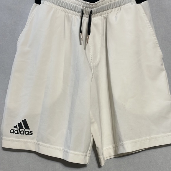 Adidas Climalite Shorts - Picture 2 of 5